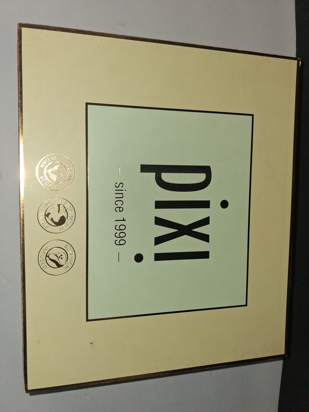 Pixi Beauty Vitamin C skincare gift set featuring a brightening trio with the Vi